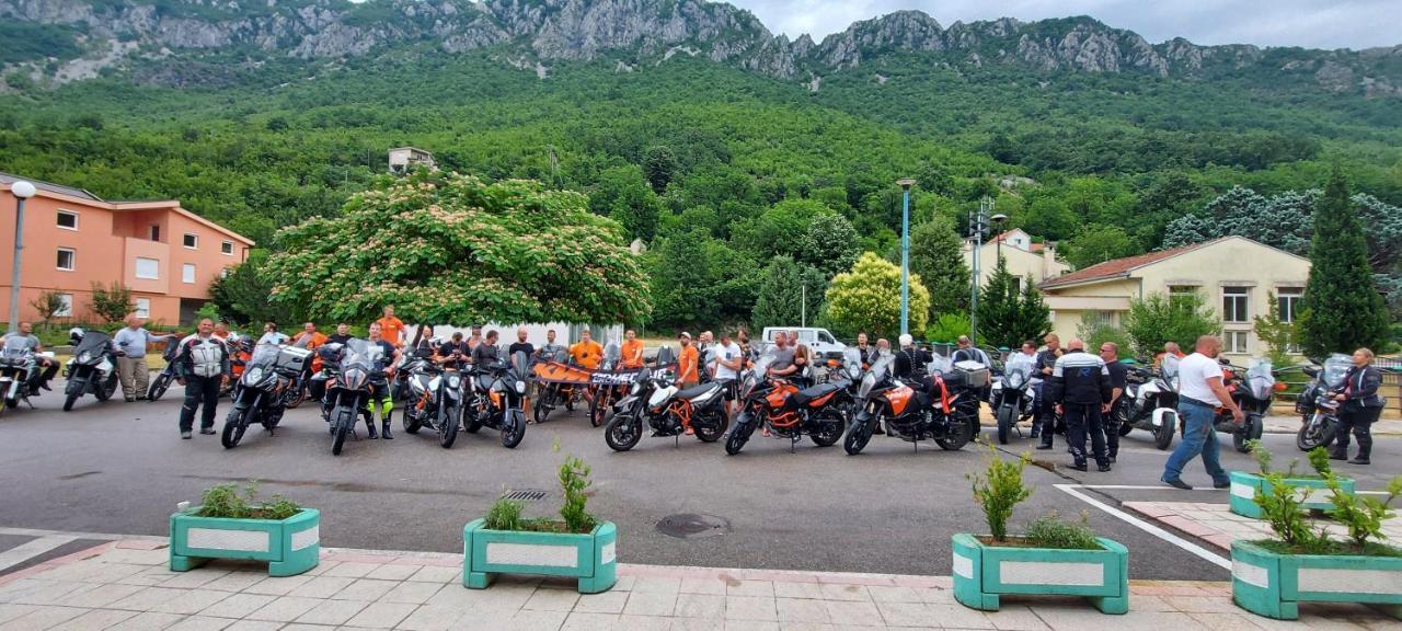 Motel And Restaurant Odusak Dreznjak Экстерьер фото
