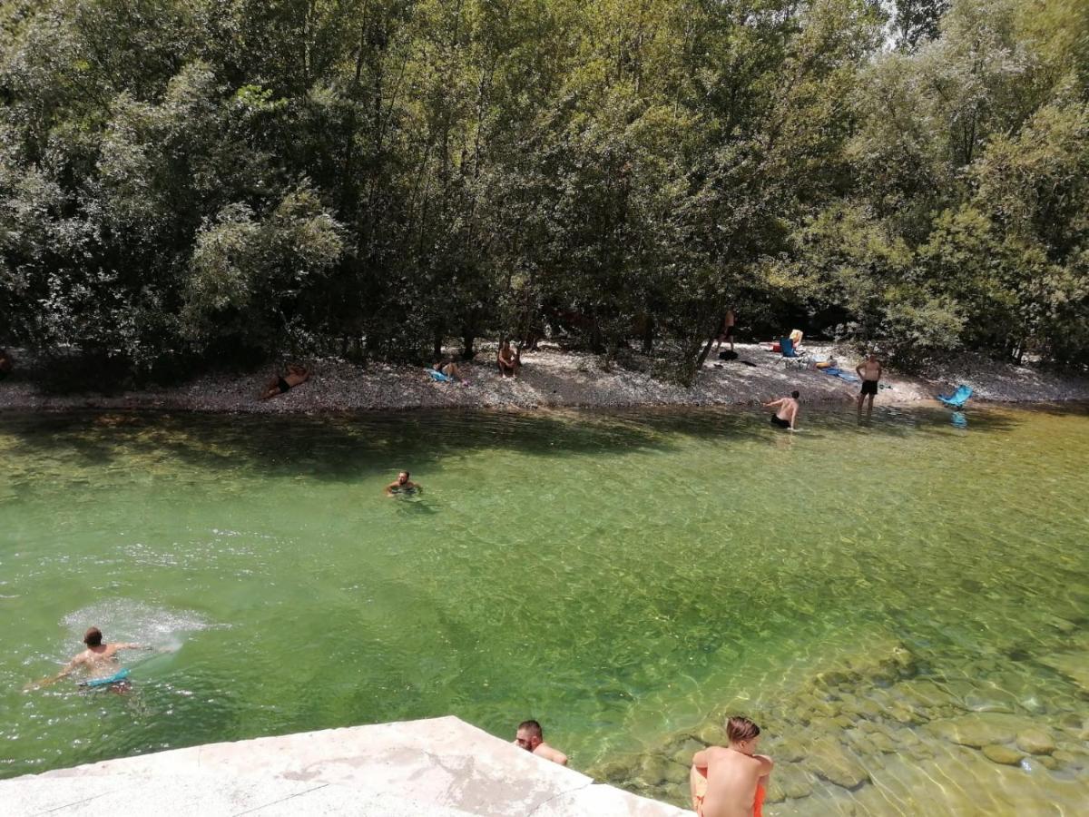 Motel And Restaurant Odusak Dreznjak Экстерьер фото